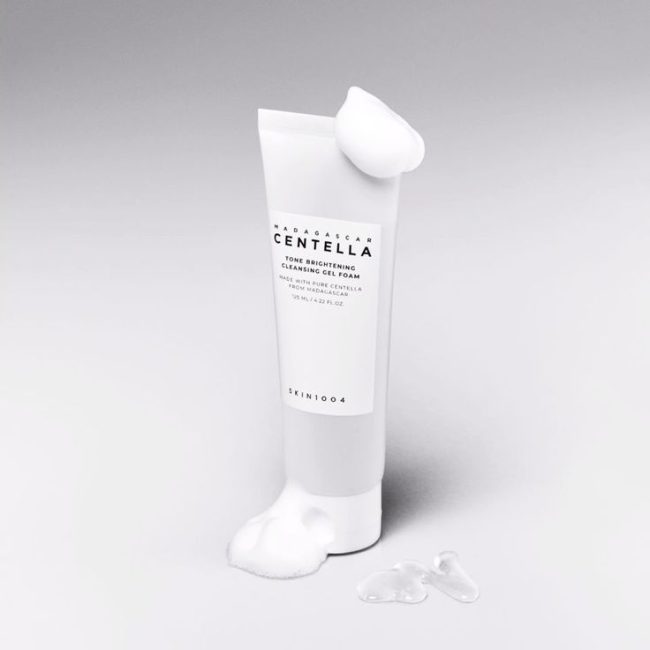 SKIN1004 Madagascar Centella Tone Brightening Cleansing Gel Foam 125ml