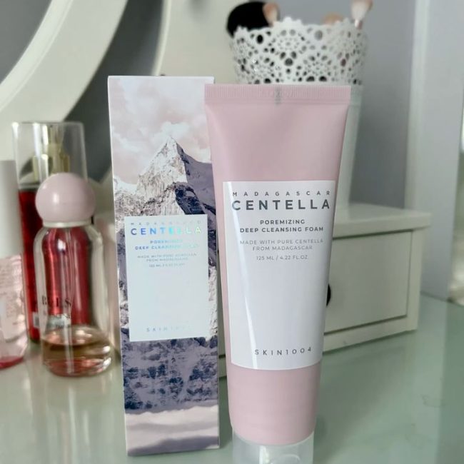 Skin1004 Madagascar Centella Poremizing Deep Cleansing Foam 125ml 3 Skin1004 Madagascar Centella Poremizing Deep Cleansing Foam 125ml 3