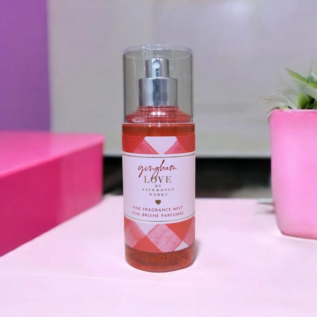 Bath and Body Works Travel Size Fine Fragrance Mist Gingham love 75ml Bath and Body Works Travel Size Fine Fragrance Mist Gingham love 75ml